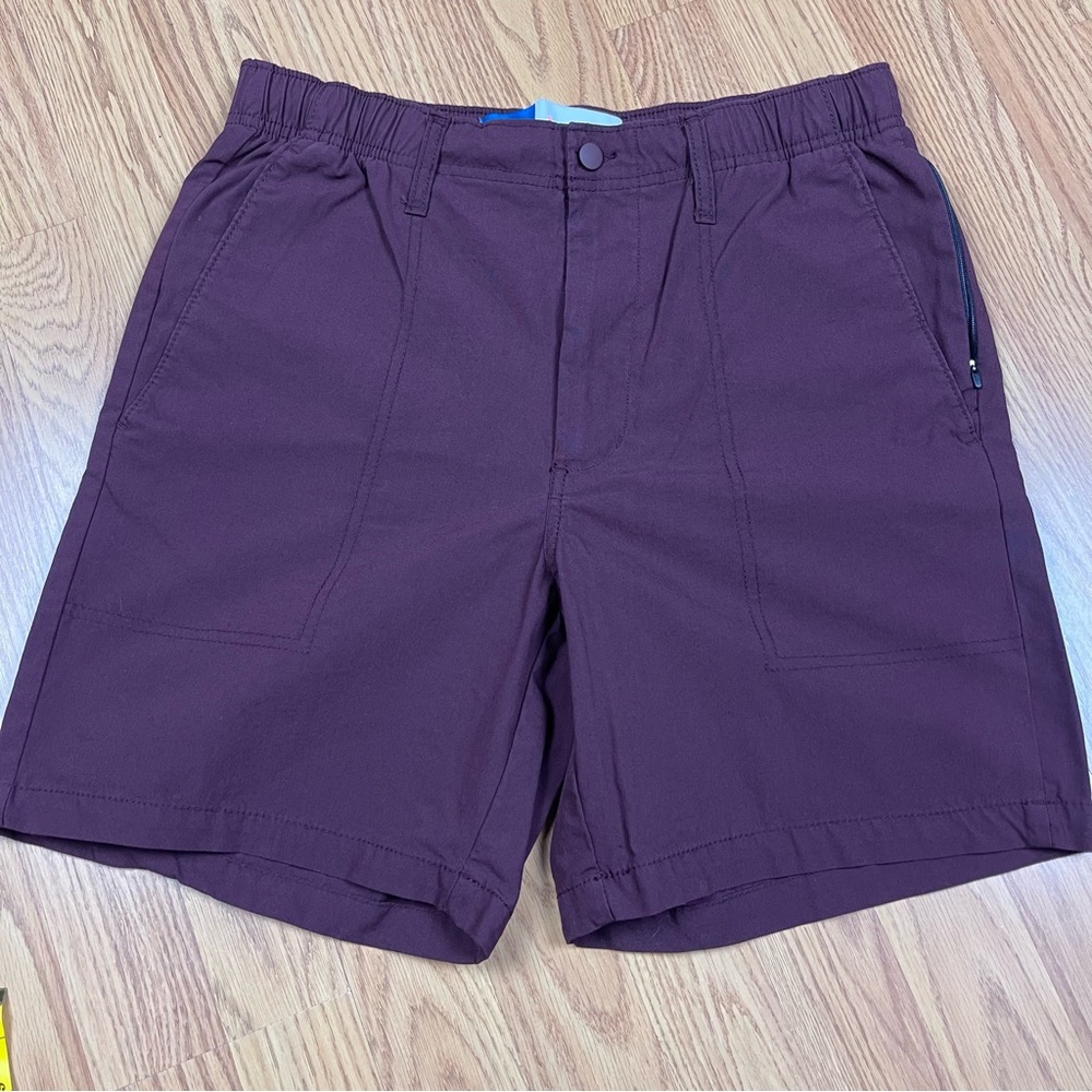 Old Navy Men's Maroon Built-in Flex Shorts